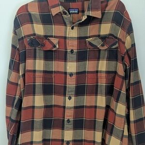 Patagonia Organic Cotton Checkered Shirt in Red and Tan